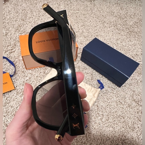 Louis Vuitton My Monogram Sunlgasses - Picture 5 of 16